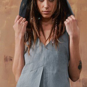 Hooded linen dress